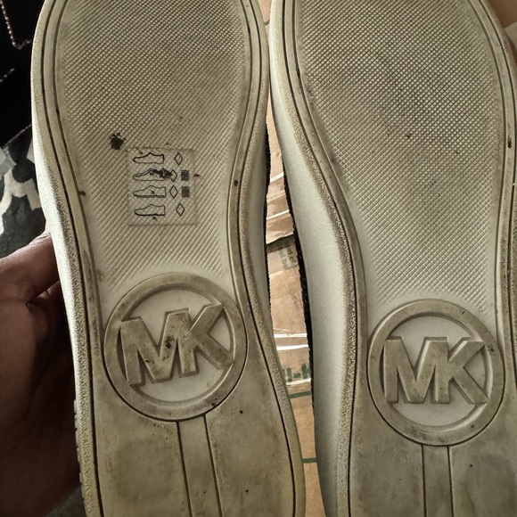 Black and Silver sequins Michael Kors boat shoes…. - Picture 2 of 4